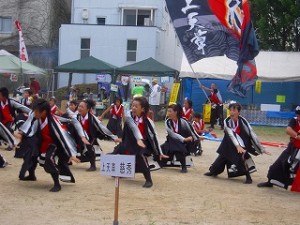 暑い中にもかかわらず、みなさんなんだか楽しそうです。